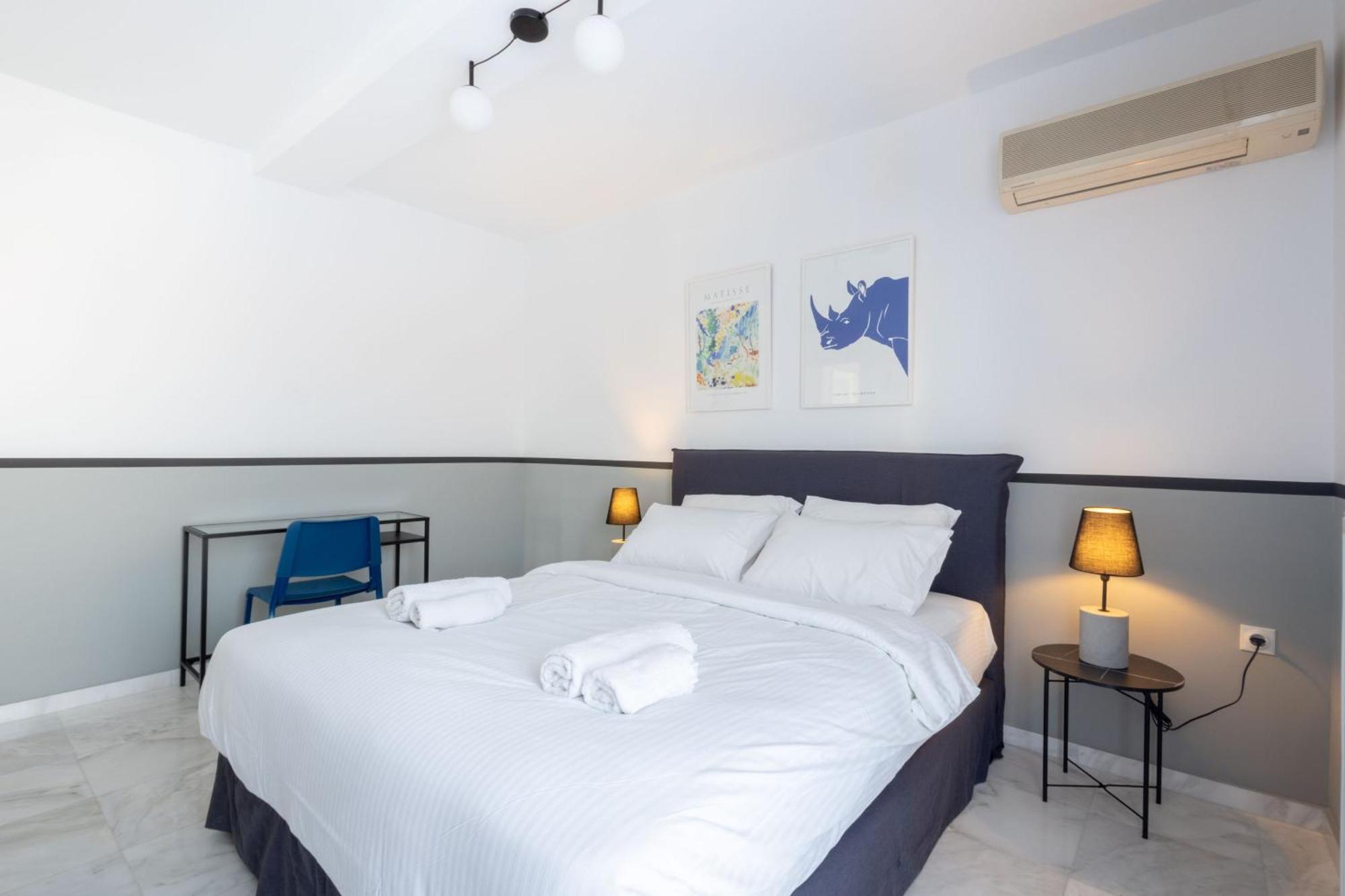 Elegant Coastal Haven Fully Renovated 3-bedroom Appartement